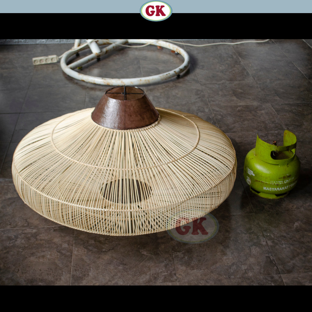 Kap Lampu Gantung Rotan DONUT 05 D100 - Handwoven Rattan UFO Pendant Lampshade Japandi Natural Decor for Cafe, Home, Resto or Villa.