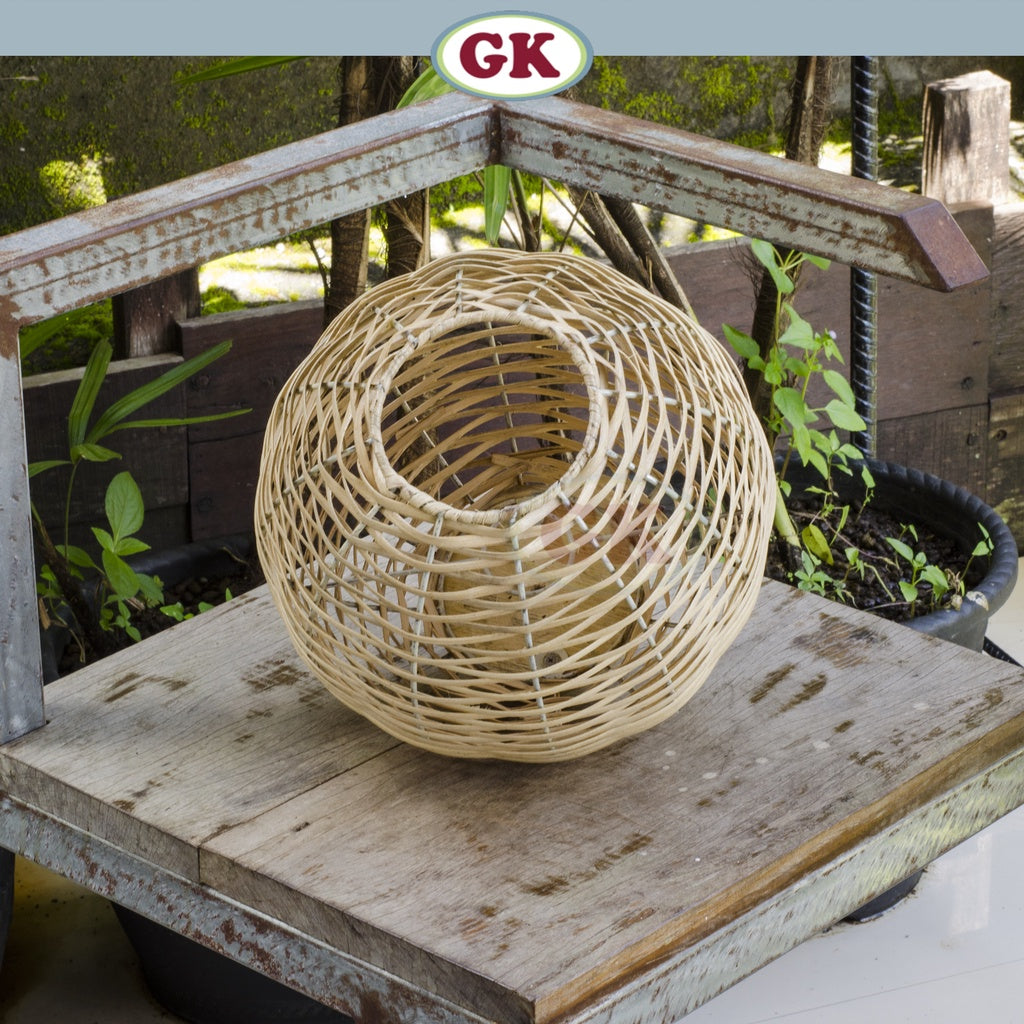 Kap Lampu Gantung Rotan BASIC 15 - Lampu Bar Rotan Gantung Kafe