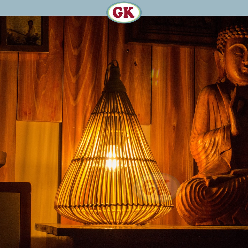 Kap Lampu Kafe BASIC 12 Lampu Gantung Rotan