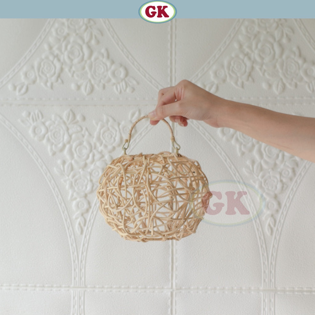 Kap Lampu Gantung Rotan BASIC 27 D17 - Handcrafted Rattan Lampshade Perfect Interior Decor for Cafe, Resto, or Home.