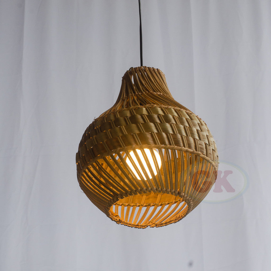 Kap Lampu Gantung Rotan RUSTIC 09 D25 - Artistic Rattan Lampshade Perfect Interior Decor for Livingroom, Bedroom, or Longue.