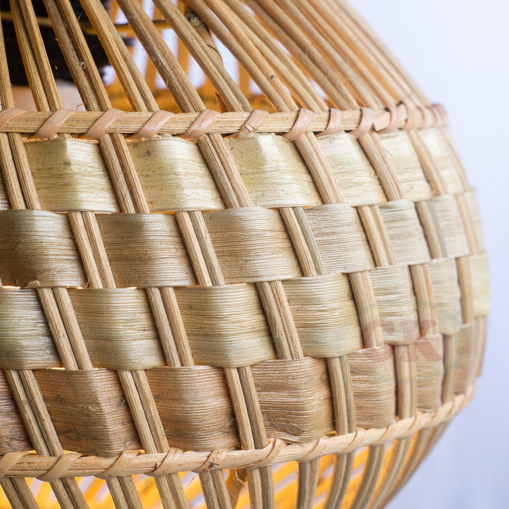 Kap Lampu Gantung Rotan RUSTIC 09 D25 - Artistic Rattan Lampshade Perfect Interior Decor for Livingroom, Bedroom, or Longue.