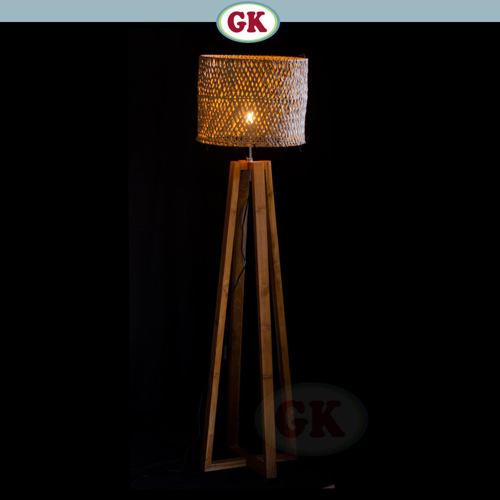 Kap Lampu Standing Rotan RUSTIC 30 D40 - Modern Japandi Rattan Tripod Floor Lampshade for Natural Minimalist Interior in Home, Resto, Cafe, or Villa.