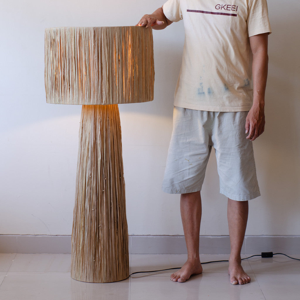 Kap Lampu Standing Rumbai RUSTIC 60 D50 - Artistic Lampshade Perfect Interior Decor for Livingroom, Bedroom, or Longue.